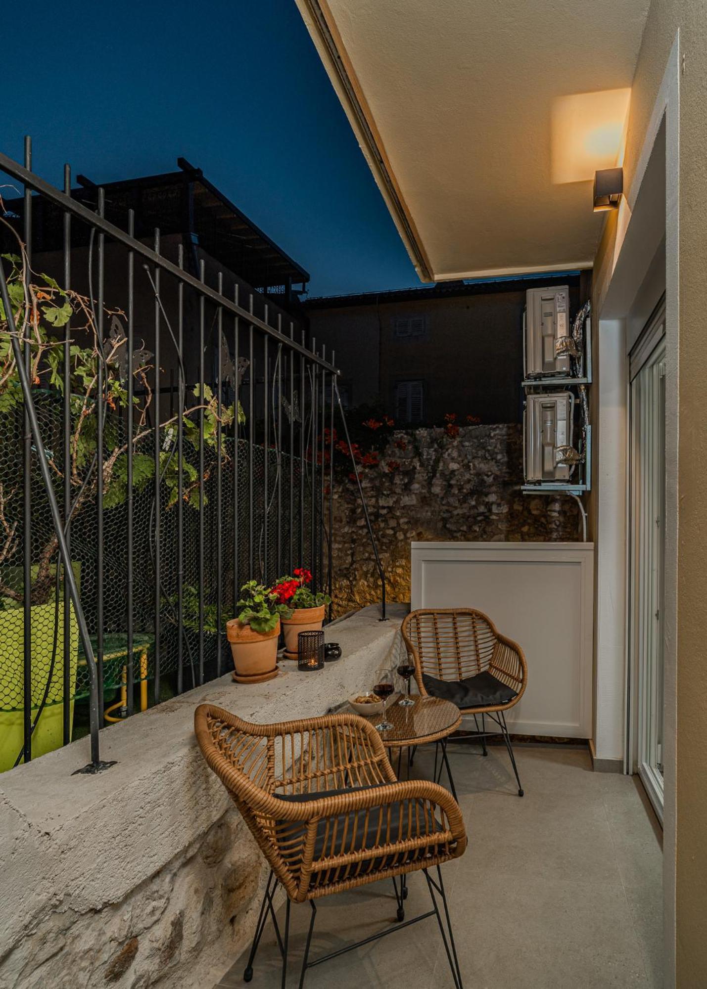 Amaro Luxury Room & Studio Apartman With Balcony ザダル エクステリア 写真