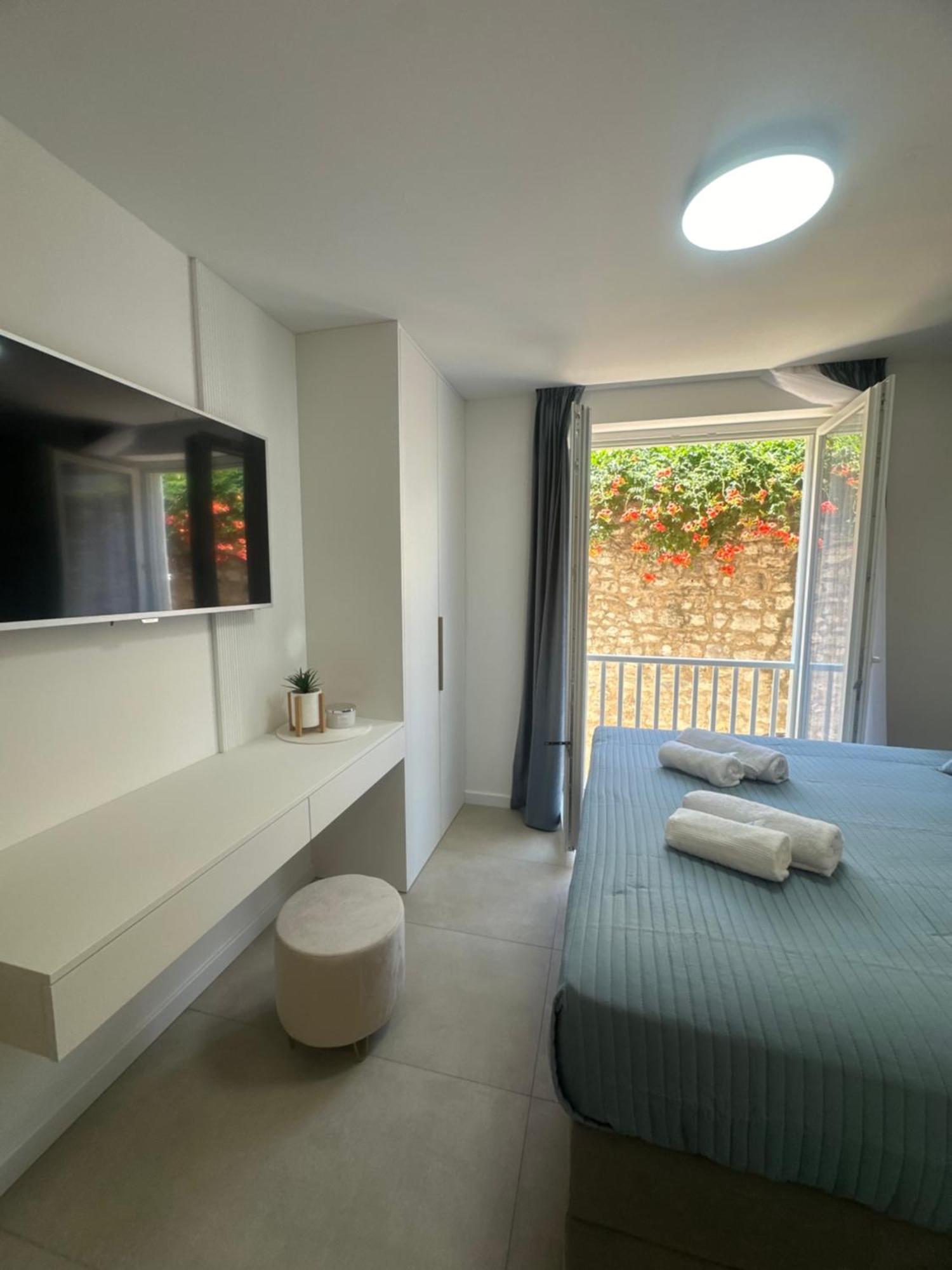 Amaro Luxury Room & Studio Apartman With Balcony ザダル エクステリア 写真